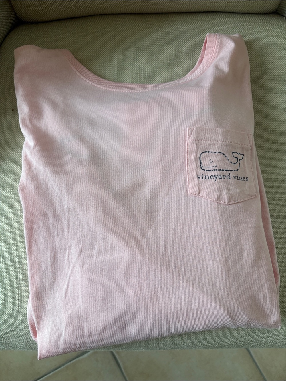 Vineyard Vines Woman’s long sleeve Light Pink Pocket Tee
